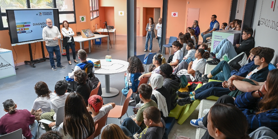 El Ayuntamiento celebra una jornada participativa con los niños y niñas del VOPIA para construir el nuevo PMUS de la ciudad